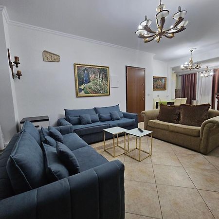 Skanderbeg Square Explorer Apartments Tirana Bagian luar foto