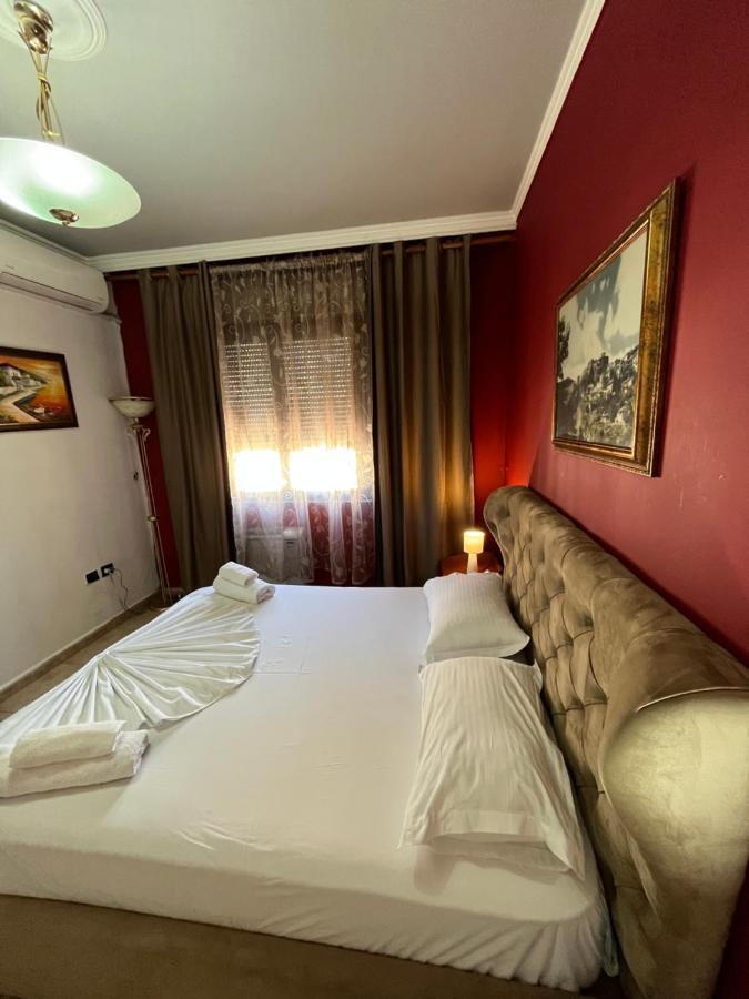 Skanderbeg Square Explorer Apartments Tirana Bagian luar foto