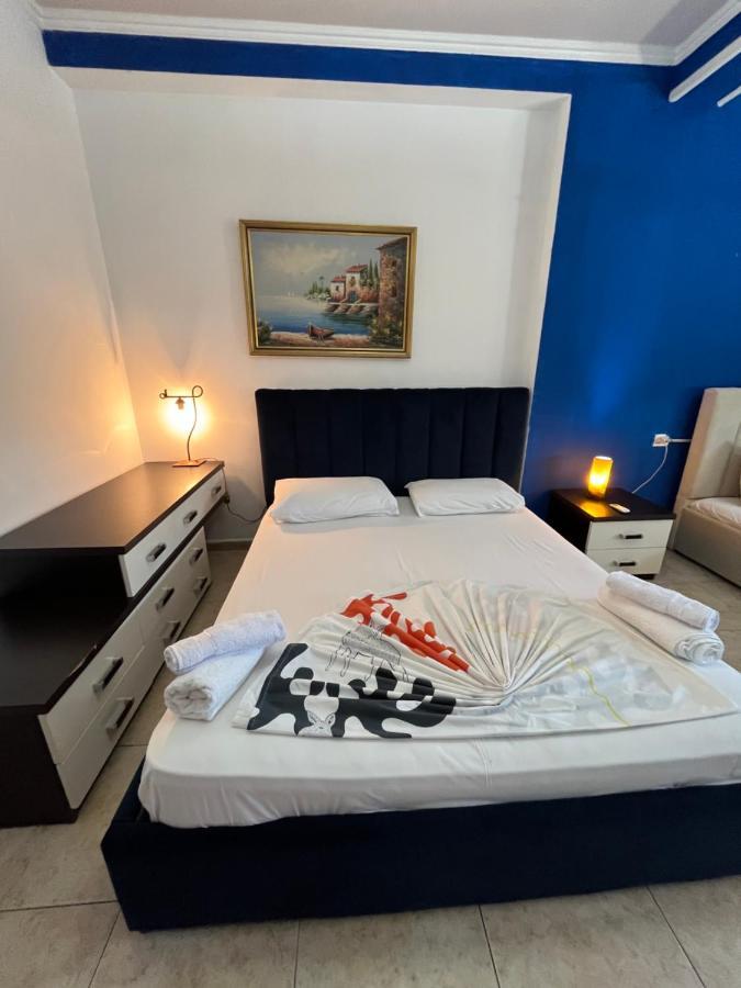 Skanderbeg Square Explorer Apartments Tirana Bagian luar foto