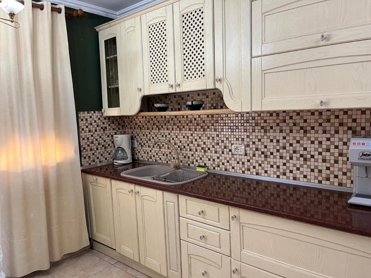 Skanderbeg Square Explorer Apartments Tirana Bagian luar foto