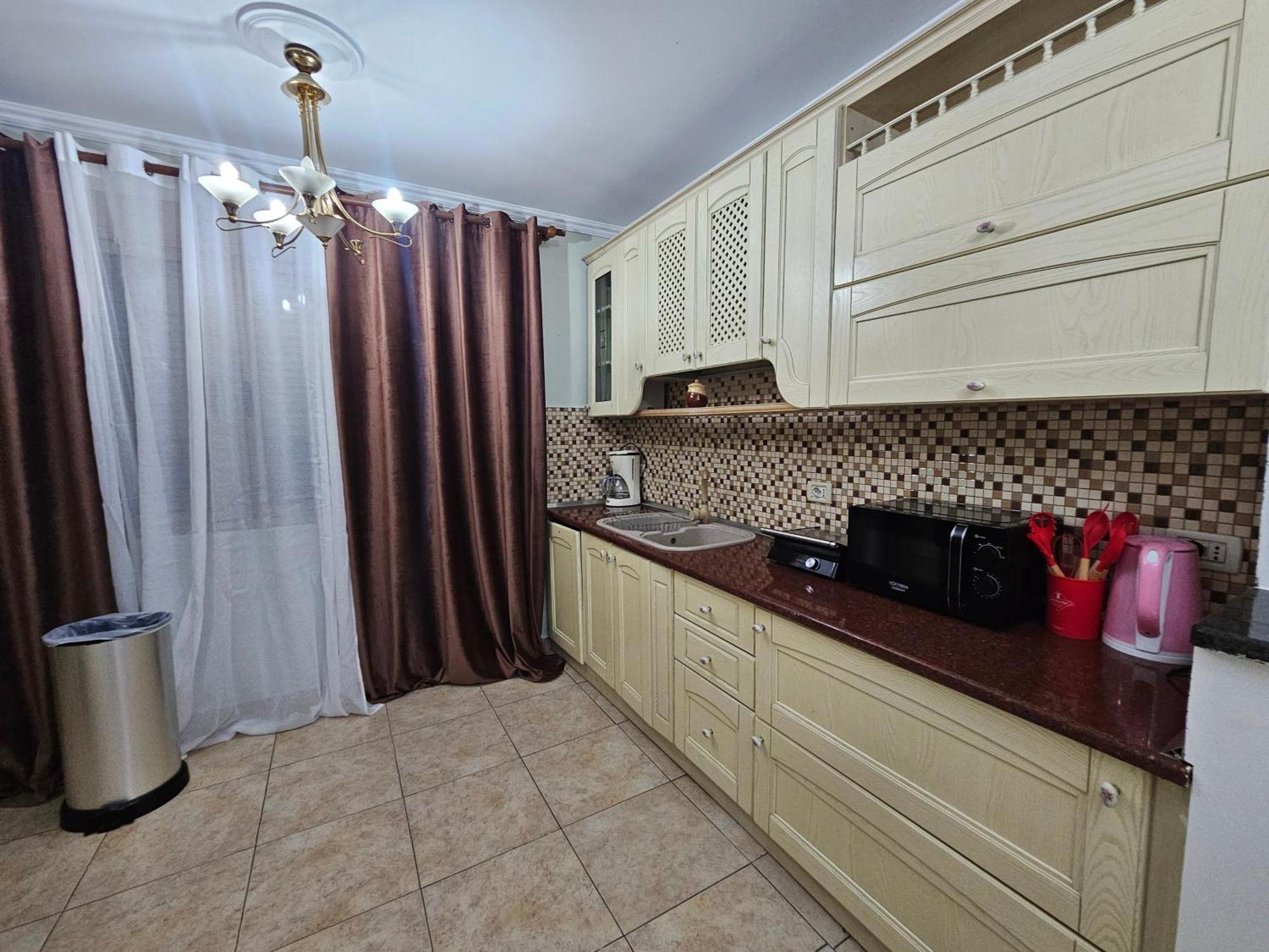 Skanderbeg Square Explorer Apartments Tirana Bagian luar foto